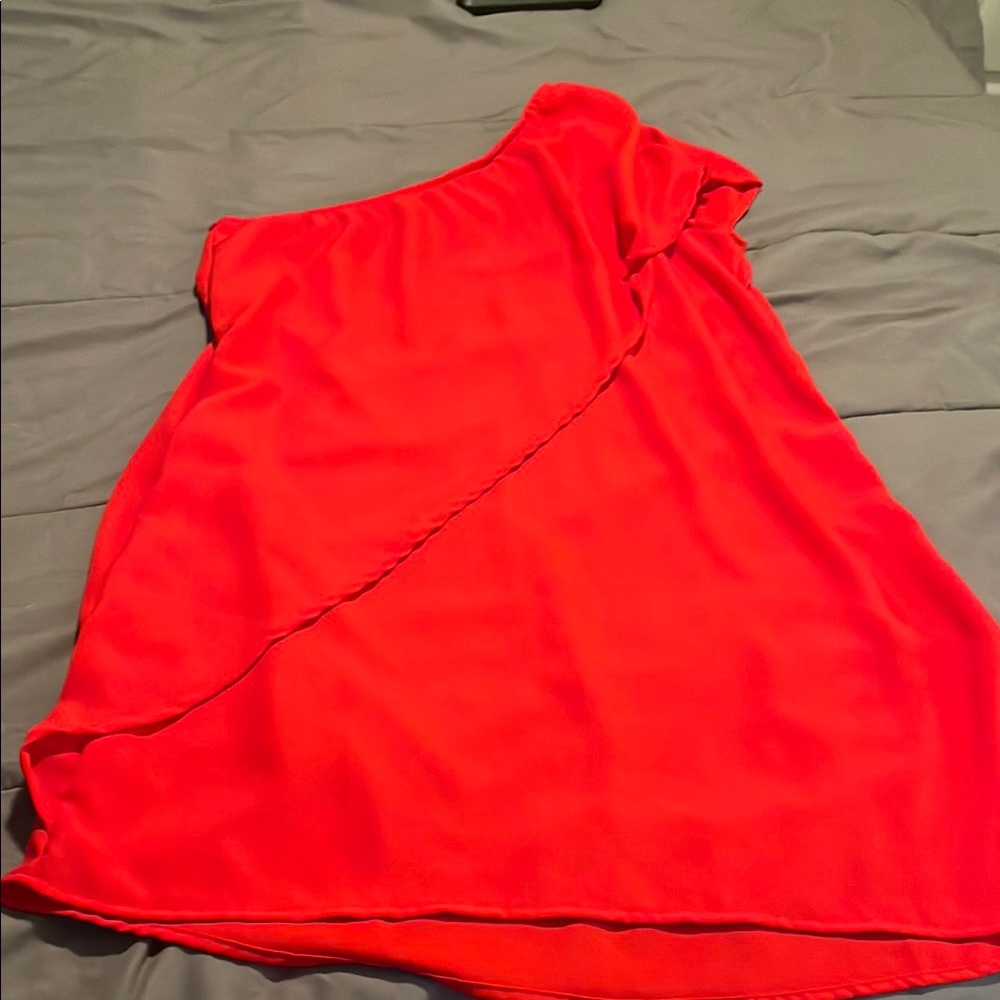Elegant Red One-Shoulder Dress